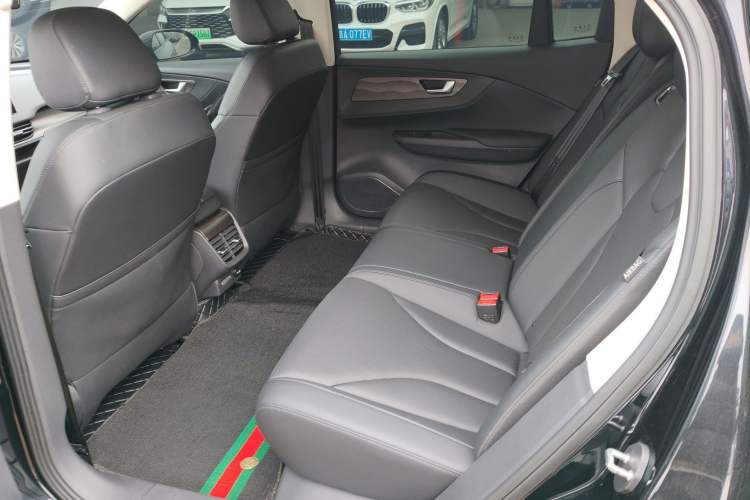 Used Hongqi E-QM5 2022 431 km Charge & Enjoy Edition