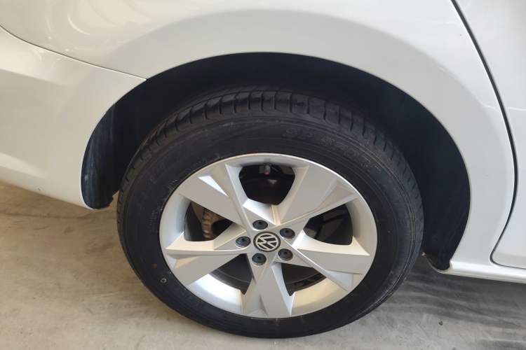 Used Volkswagen Bora 2015 Qihui Edition 1.6L Automatic Fashion Model
