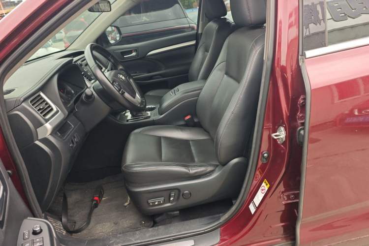 Used Toyota Highlander 2015 2.0T Four-Wheel Drive Luxury Edition 7-Seater
