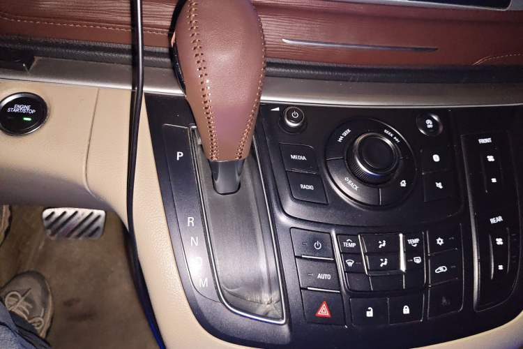 Used Buick GL8 2017 25S Comfort Version China V Standard