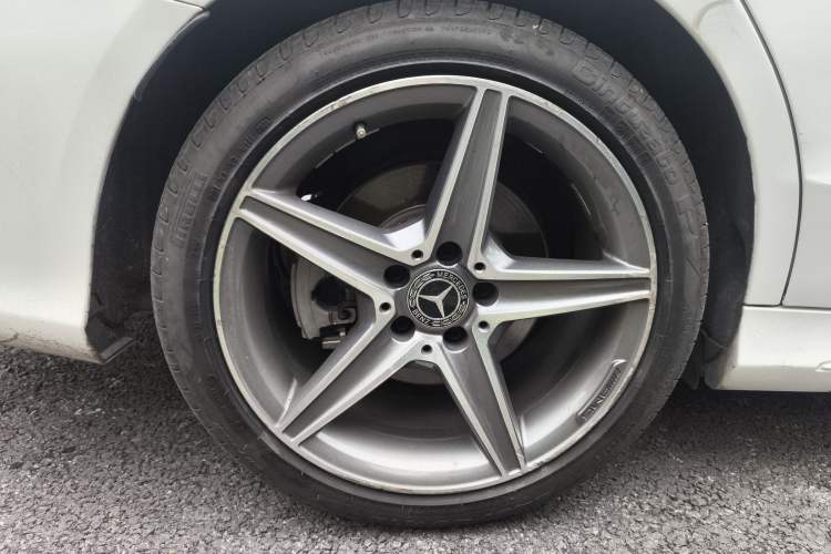 Used Mercedes-Benz C-Class 2017 Facelift C 200 Station Wagon
