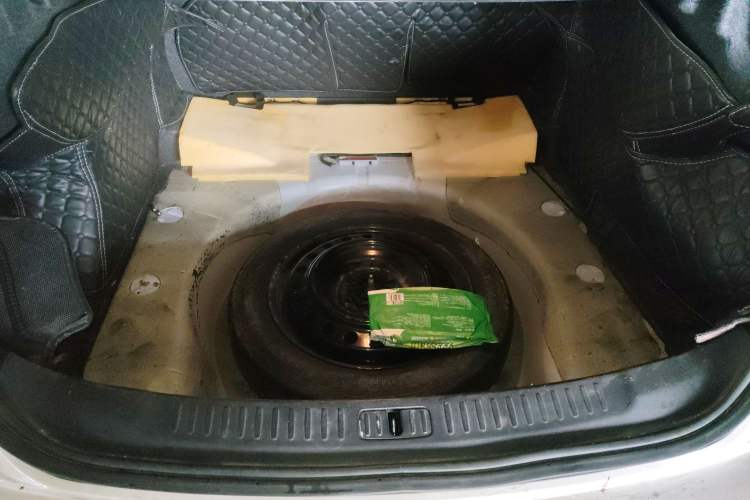 Used Chevrolet Malibu 2017 1.5T Automatic Luxury Edition Trunk