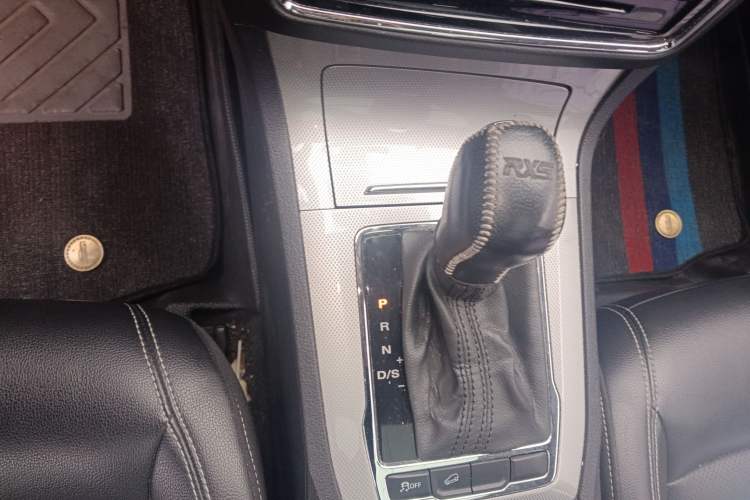 Used Roewe RX5 2018 20T Two-Wheel Drive Automatic Flagship Edition
