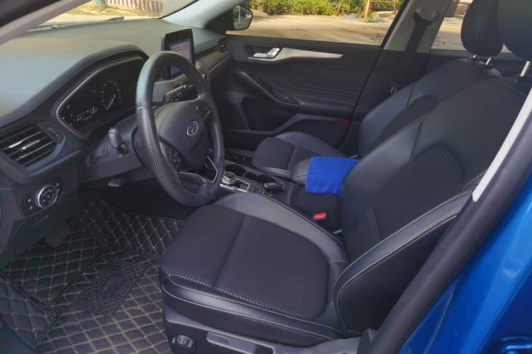 Used Ford Focus 2020 Sedan EcoBoost 180 Automatic Trend Edition Left Front Seat