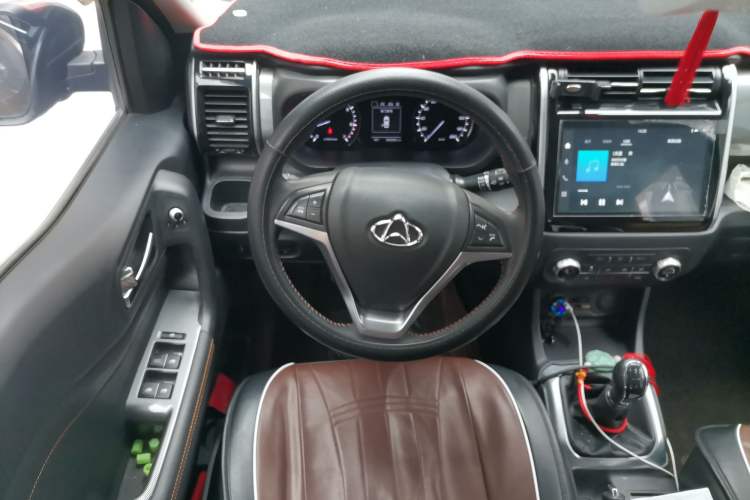 Used CHANGAN OSHAN X70A 2018 1.5L Manual Luxury Model
