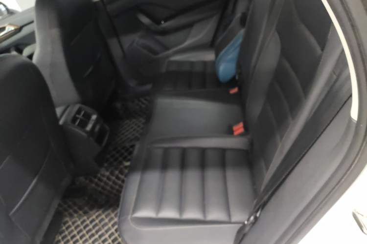 Used Volkswagen Tharu 2020 280TSI Two-Wheel Drive Luxury Edition China VI Standard