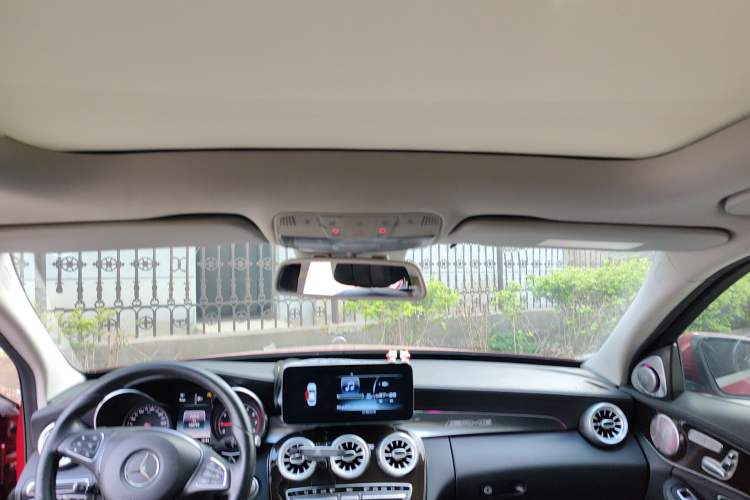 Used Mercedes-Benz C-Class 2015 C 200 L 4MATIC Headliner