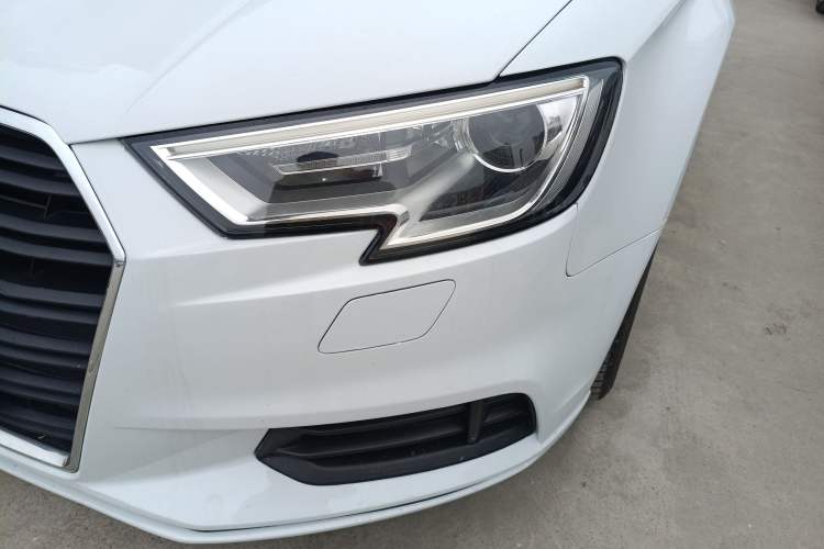 Used Audi A3 2017 Limousine 35 TFSI Ambition Edition
