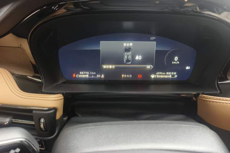 Used Lincoln Corsair 2022 2.0T Two-Wheel Drive Luxury Edition Odometer Close Up