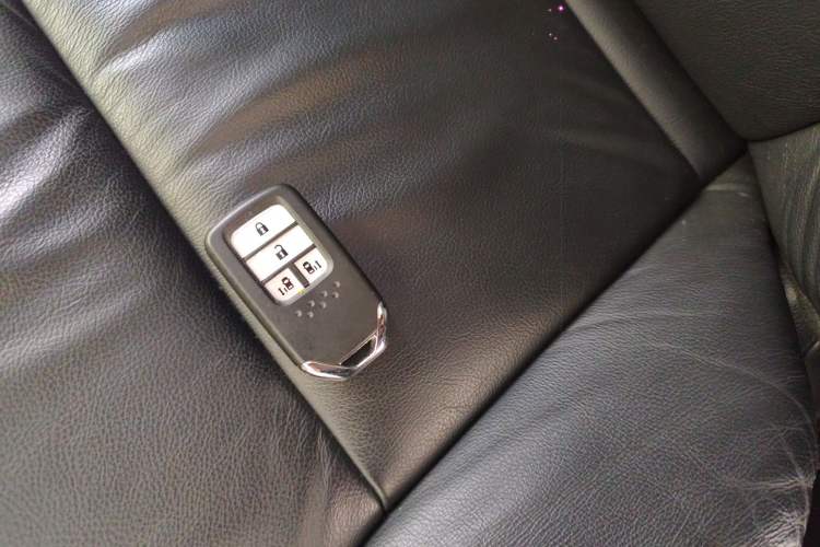 Used Honda Elysion 2019 2.0L Hybrid Luxury Edition