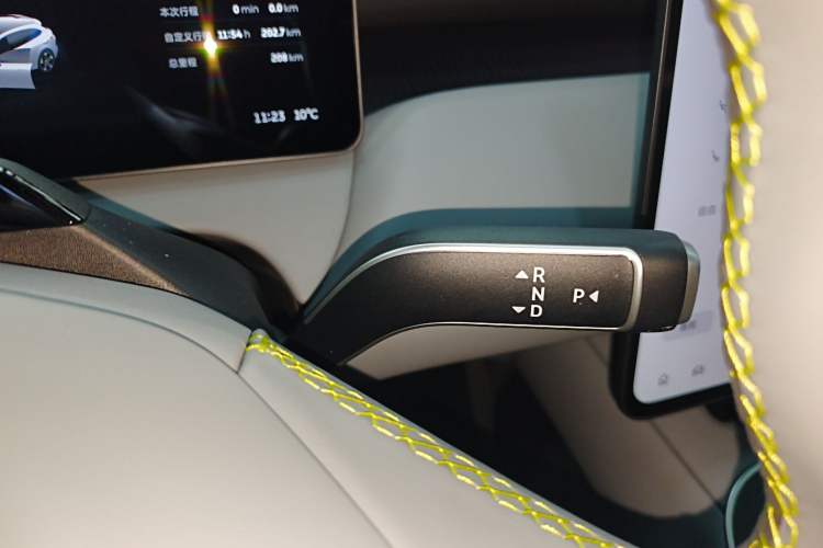 Used Nio ET5T 2025 Model Champion Commemorative Edition, 75kWh Touring