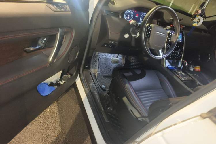 Used Land Rover Discovery Sport 2020 249 PS R-Dynamic Performance Edition