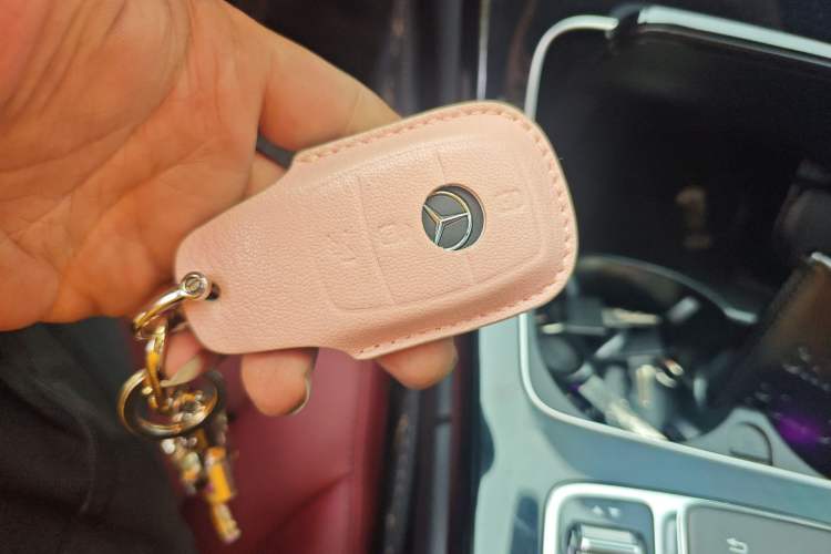 Used Mercedes-Benz C-Class 2020 Restyled C 260 Sport Edition Vehicle Key