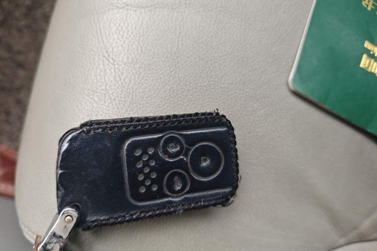 Used Honda Civic 2014 1.8L automatic luxury edition Vehicle Key