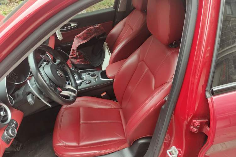 Used Alfa Romeo Giulia 2020 2.0T 280HP Luxury Edition