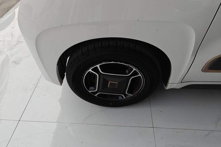 Used Baojun E200 2019 250KM Smart Enjoyment Version Exterior 4