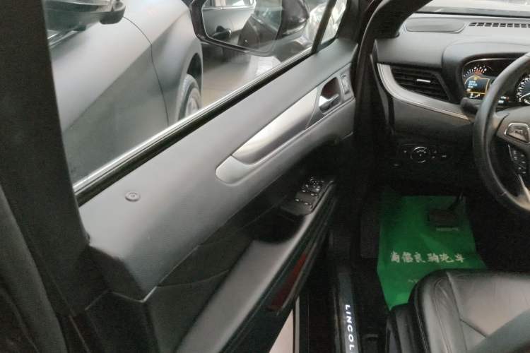 Used Lincoln MKC 2019 2.0T Two-Wheel Drive Luxury Edition China VI Standard
