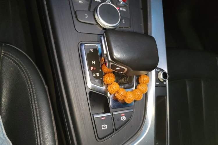 Used Audi A4L 2018 30th Anniversary Edition 45 TFSI quattro Individual Sport Edition
