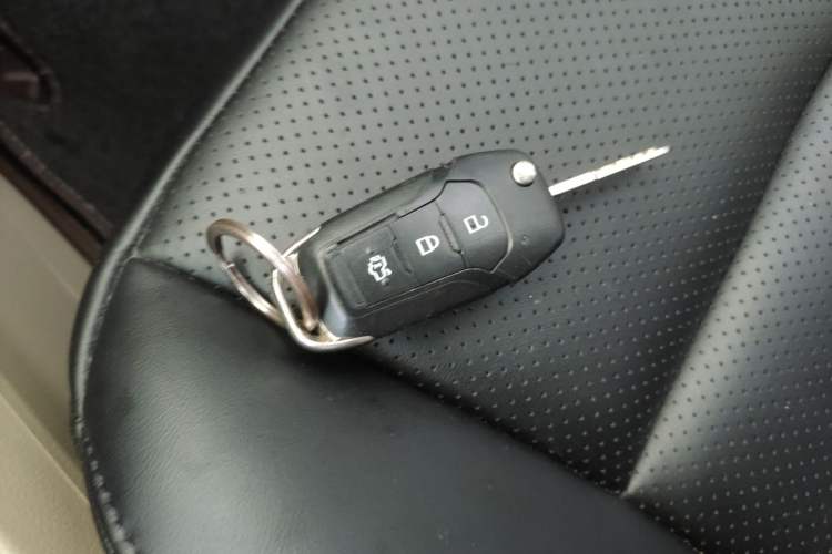 Used Ford Everest 2017 2.0T Gasoline Automatic 4x4 Elite Edition 5 Seats
