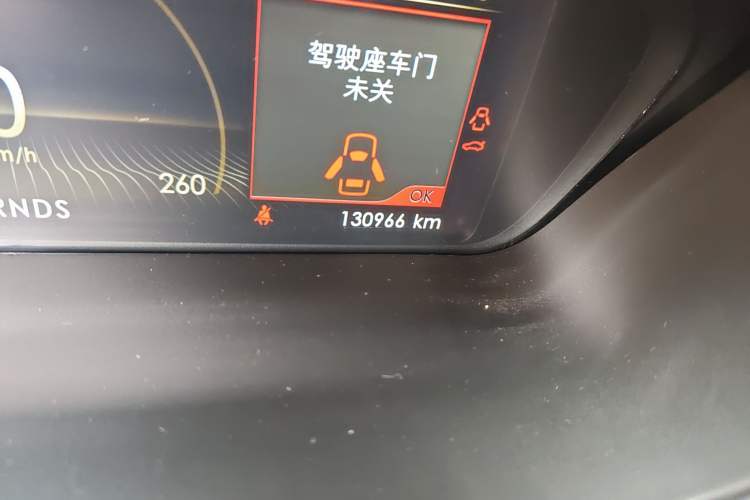 Used Lincoln Continental 2019 2.0T Two-Wheel Drive Luxury Edition China VI Standard Odometer Close Up