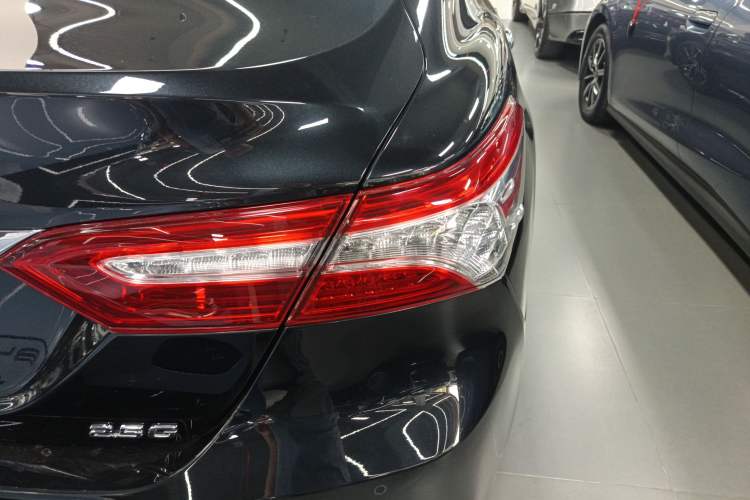 Used Toyota Camry 2023 2.5G Luxury Edition
