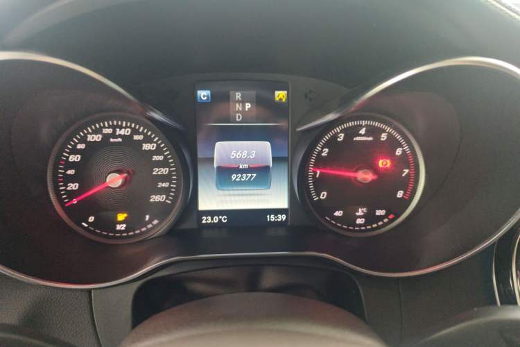 Used Mercedes-Benz GLC 2017 GLC 260 4MATIC Luxury Model