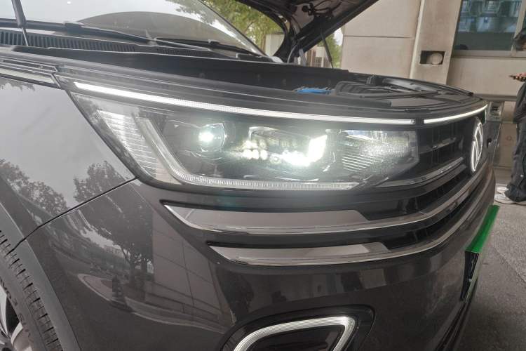 Used Volkswagen Tavendor 2024 330TSI Luxury Touring Edition