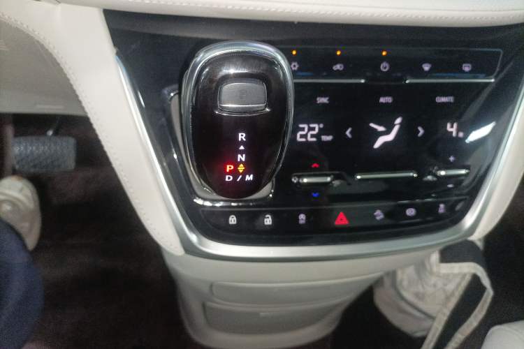 Used Buick GL8 2023 ES Lu Zun Comfort Model
