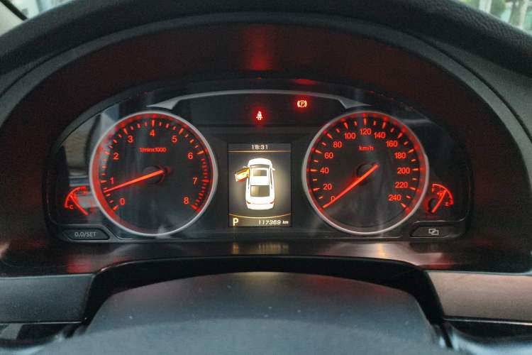 Used Geely Auto Emgrand GT 2015 1.8T Flagship Model Instrument Cluster