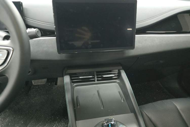 Used BYD Seal 06 New Energy 2024 DM-i 120KM Luxury Model Audio And AC Panel