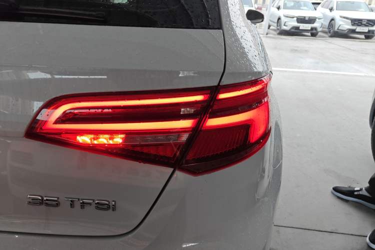 Used Audi A3 2020 Sportback 35 TFSI Fashion Edition China VI Emission Standard
