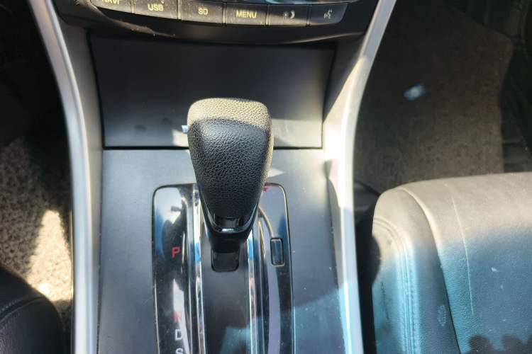 Used Honda Accord 2014 2.0L LX Comfort Edition Gear Lever