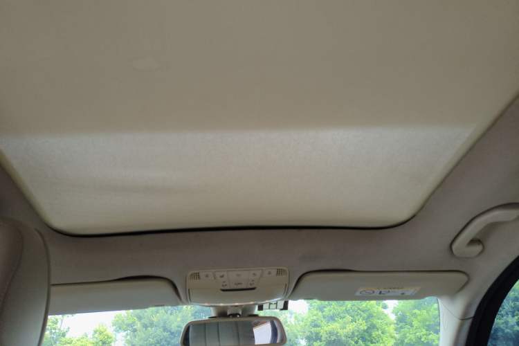 Used Mercedes-Benz C-Class 2015 C 200 L Sport Edition
