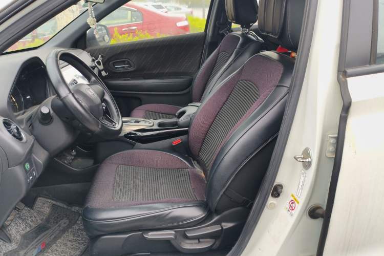 Used Honda XR-V 2015 1.8L EXi CVT Comfort Version Left Front Seat