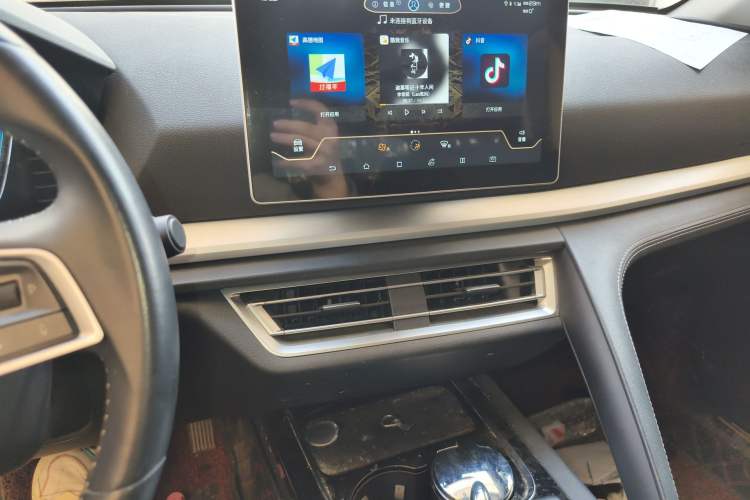 Used BYD Song Pro 2019 1.5T Automatic Elite Edition Audio And AC Panel