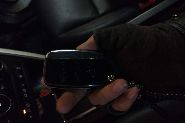 Used Land Rover Discovery Sport 2018 240 PS SE Version