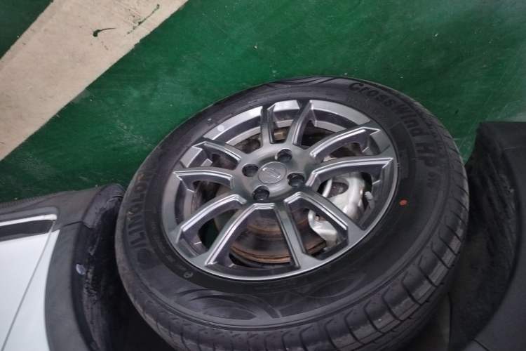 Used Geely Auto Vision X3 2021 PRO 1.5L CVT Deluxe Model Left Front Wheel Hub