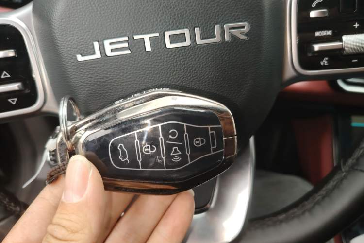 Used JETOUR X70 PLUS 2025 1.5T ZhiZhen Pailong Edition 7-Seater