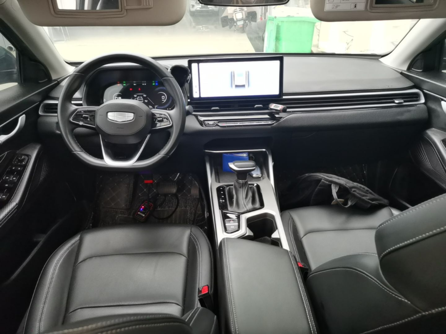 Geely Auto Emgrand 2025 4th Generation 1.5L CVT Luxury Version — снимка 12