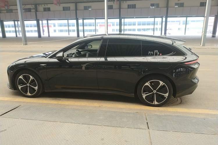 Used Nio ET5T 2023 75 kWh Touring Exterior 3