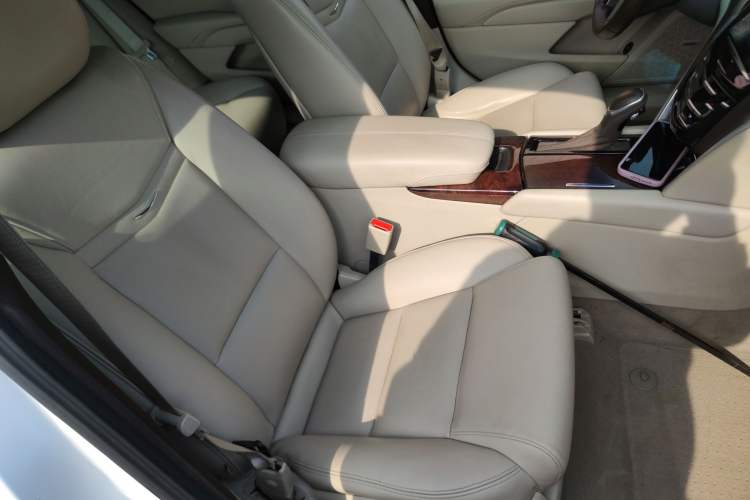 Used Cadillac XTS 2015 28T Comfort Model
