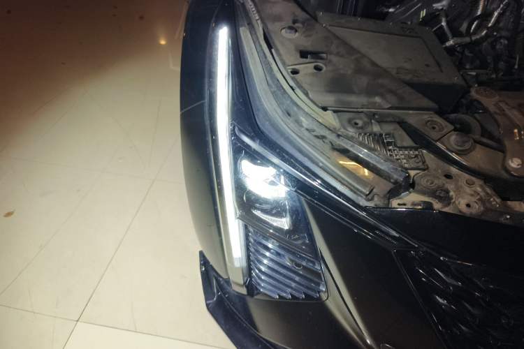 Used Cadillac CT5 2024 28T Luxury Pro Trim Exterior 6