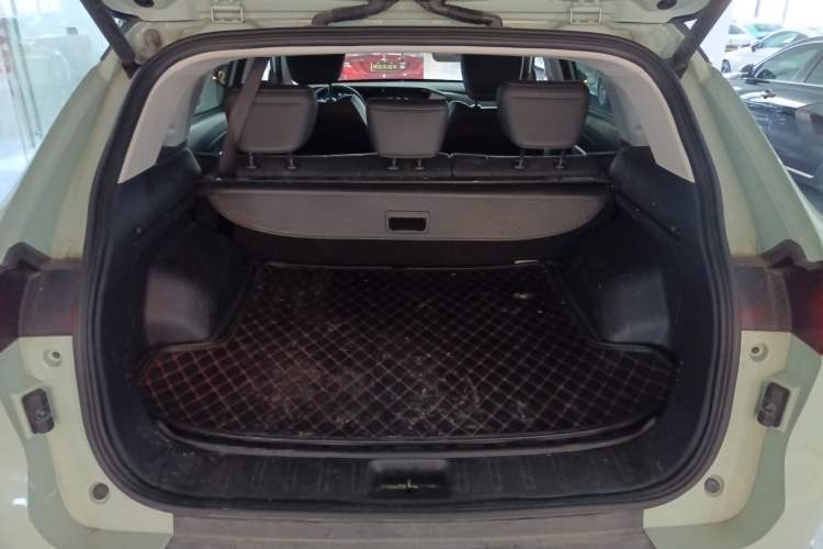 Used Dongfeng Aeolus Huge 2022 Mach Dual-Motor 1.5T MHD Dare-to-Dream Edition
