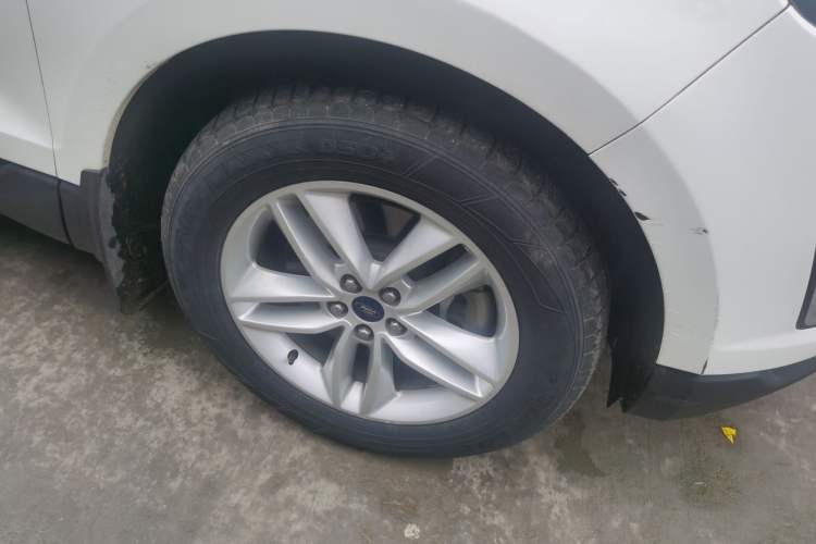 Used Ford Edge 2018 EcoBoost 245 Two-Wheel-Drive Platinum Edition 7-Seater China V Emission Standard