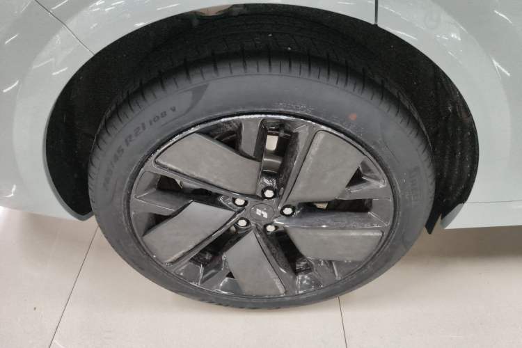 Used Li Auto L6 2025 Pro Smart Refresh Edition
