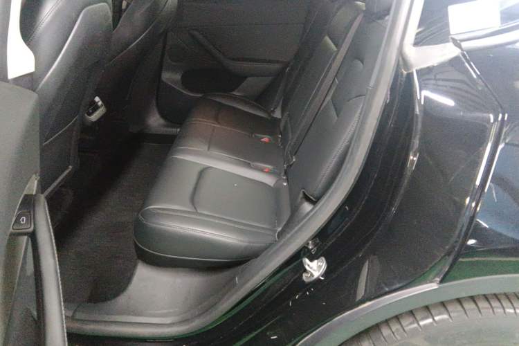 Used Tesla Model Y 2022 Rear-Wheel-Drive Version