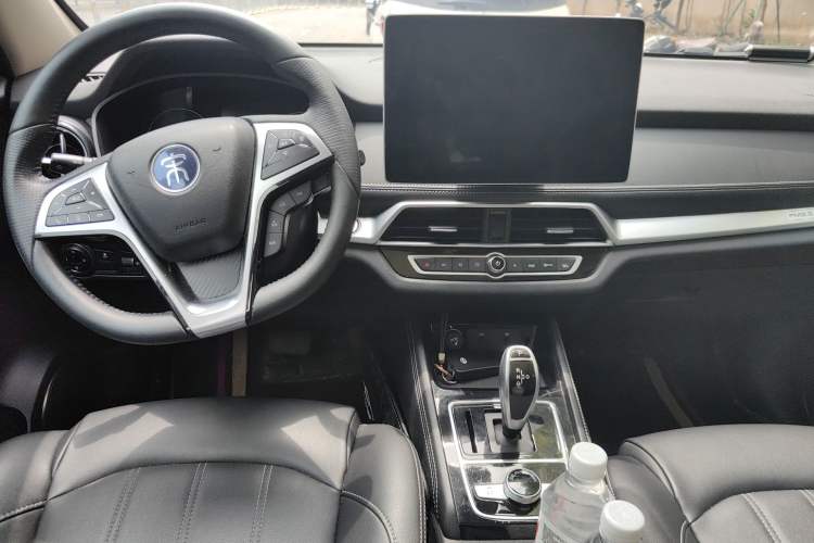 Used BYD Song New Energy 2019 Song DM 1.5TID Smart Connect Dynamic Model Center Console