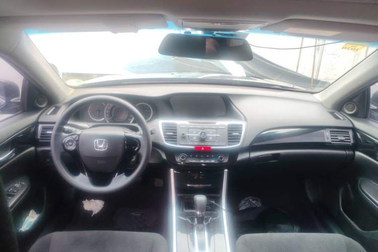 Used Honda Accord 2016 2.0L Comfort Edition
