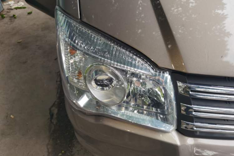 Used FORTHING Lingzhi 2017 V3 1.5L 5-Seater Special Offer Model