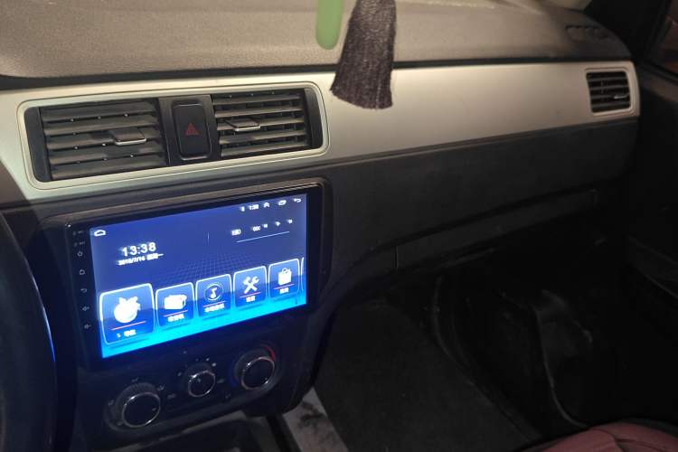 Used CHANGAN KAICHENG Shenqi F30 2018 1.5L Luxury Long-Wheelbase Model DAM15L Audio And AC Panel